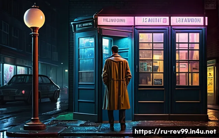 리버스 1999 유저 추천 스토리 콘텐츠 - A dark, atmospheric urban street scene set in a near-future 1999 city, featuring rain-soaked cobbles...